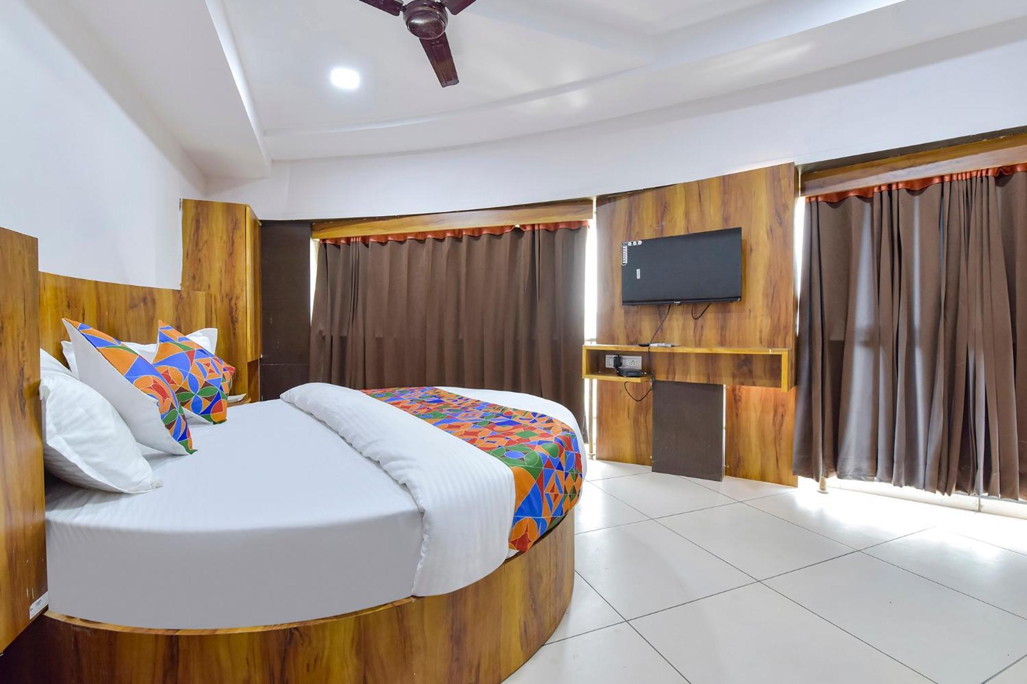 Fabhotel Star أحمد أباد المظهر الخارجي الصورة